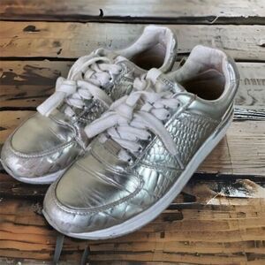 Ted Baker London Womens Sneakers LWOIRE Size 8 Shoes‎ EUR 39 Low Top Lace Silver